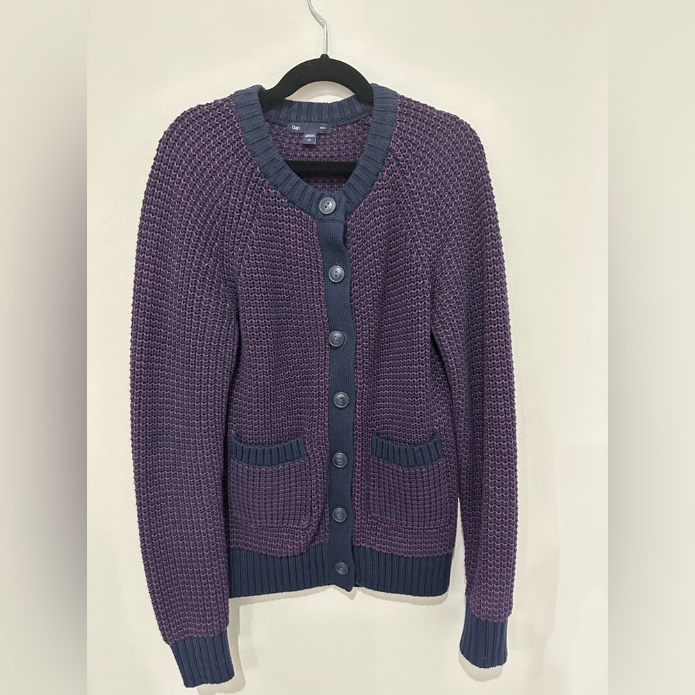 GAP *EUC* Button Down Sweater size XS